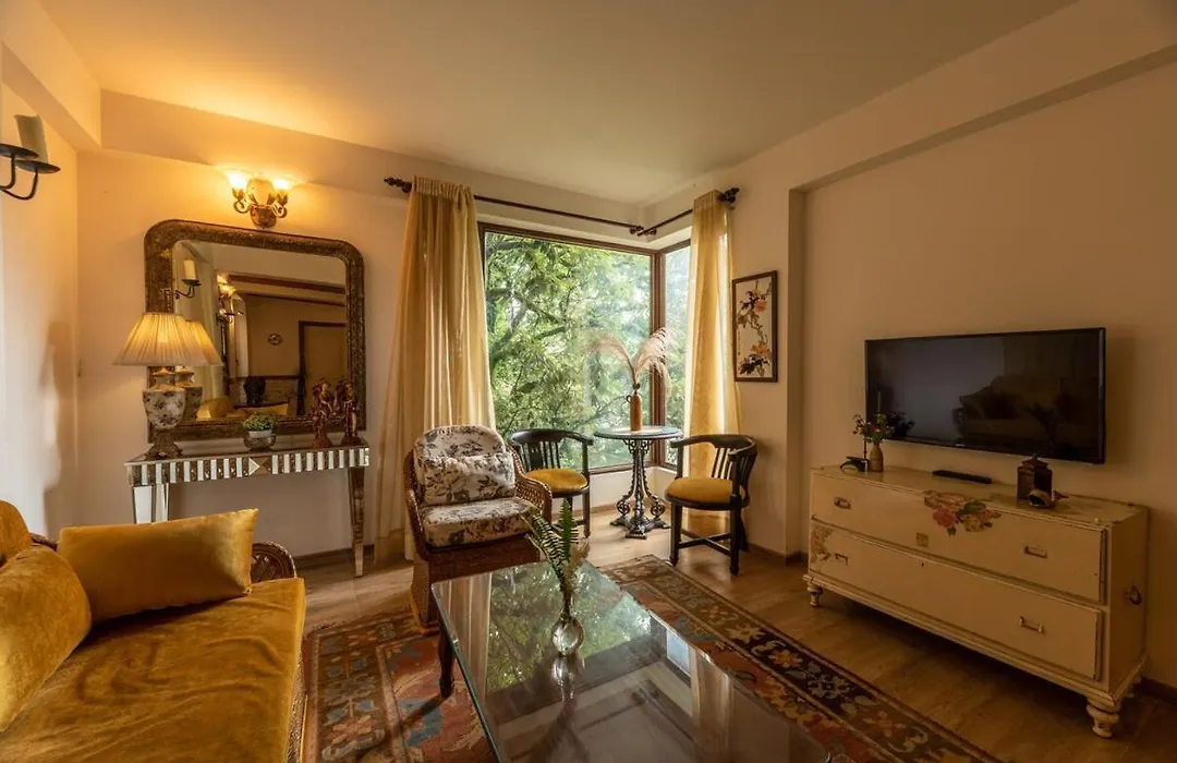 Lake View 2Bhk Close To Mall Road L Lake Daze-1